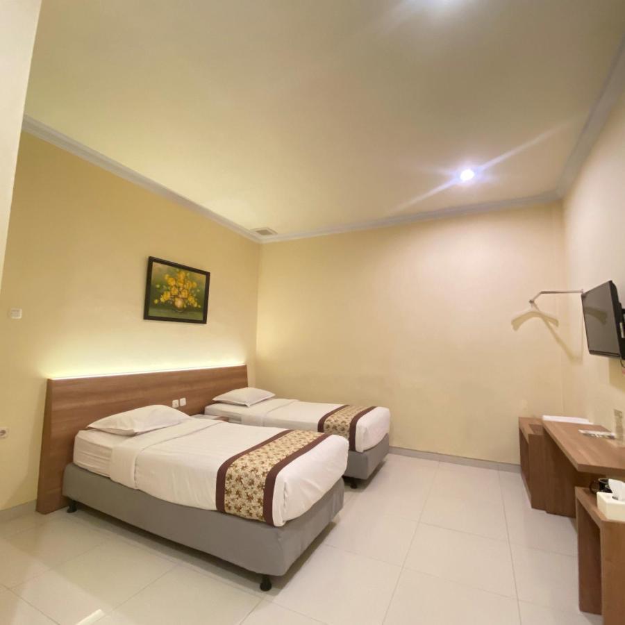 Riverstone Hotel & Cottage บาตู ภายนอก รูปภาพ