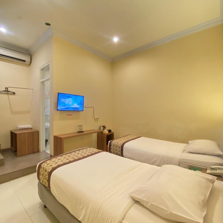Riverstone Hotel & Cottage บาตู ภายนอก รูปภาพ