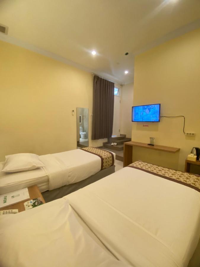 Riverstone Hotel & Cottage บาตู ภายนอก รูปภาพ