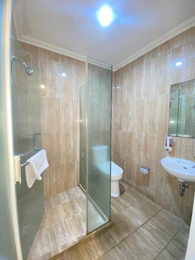 Riverstone Hotel & Cottage บาตู ภายนอก รูปภาพ