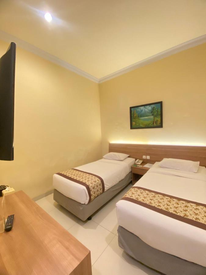 Riverstone Hotel & Cottage บาตู ภายนอก รูปภาพ