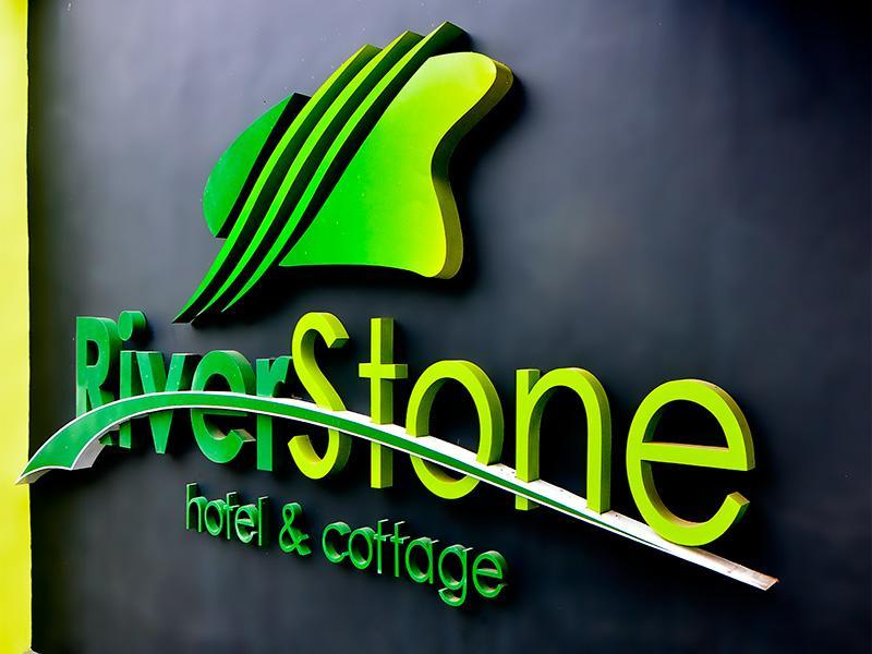 Riverstone Hotel & Cottage บาตู ภายนอก รูปภาพ